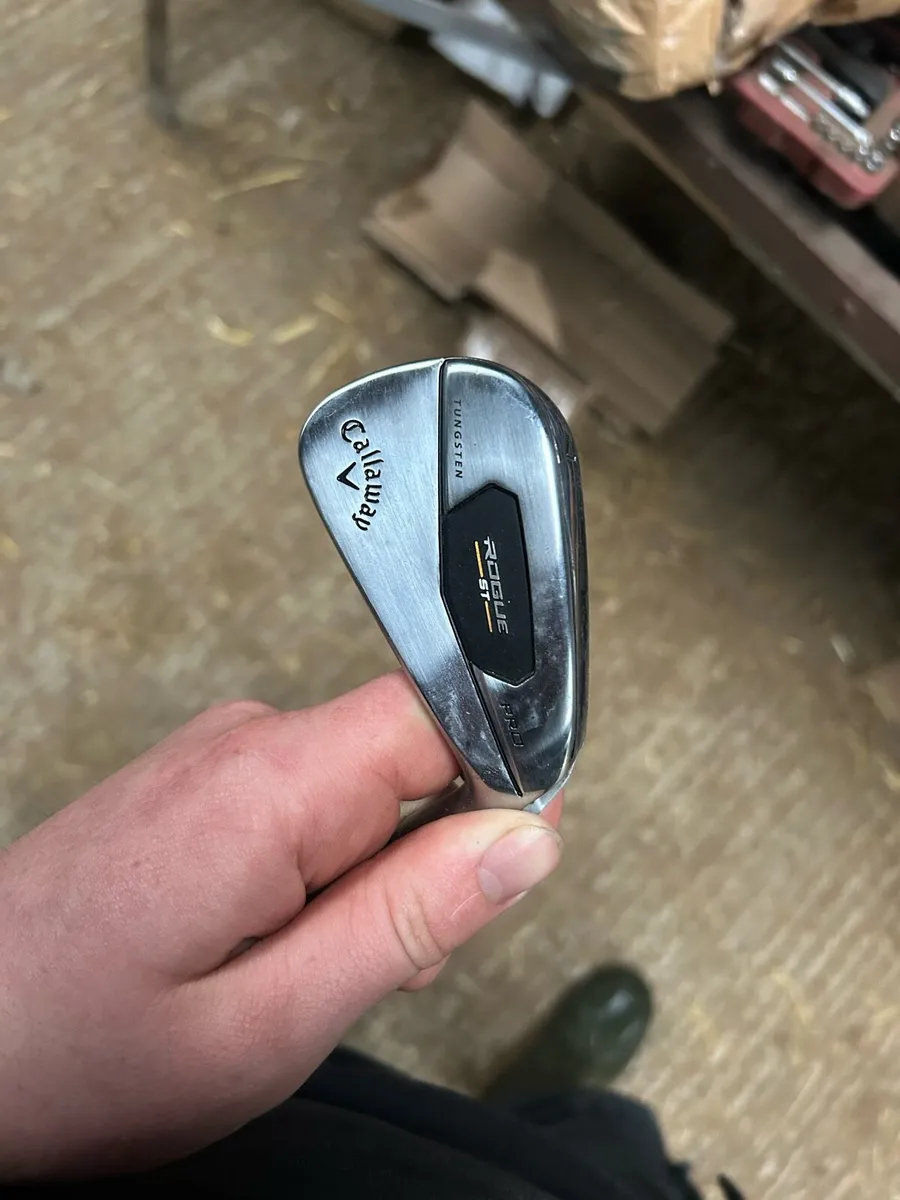 Callaway rogue st pro 7 iron - Image 1