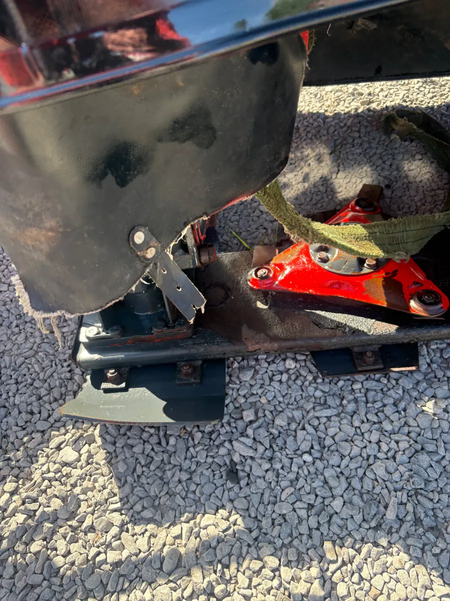 Vicon Disc Mower - Image 3