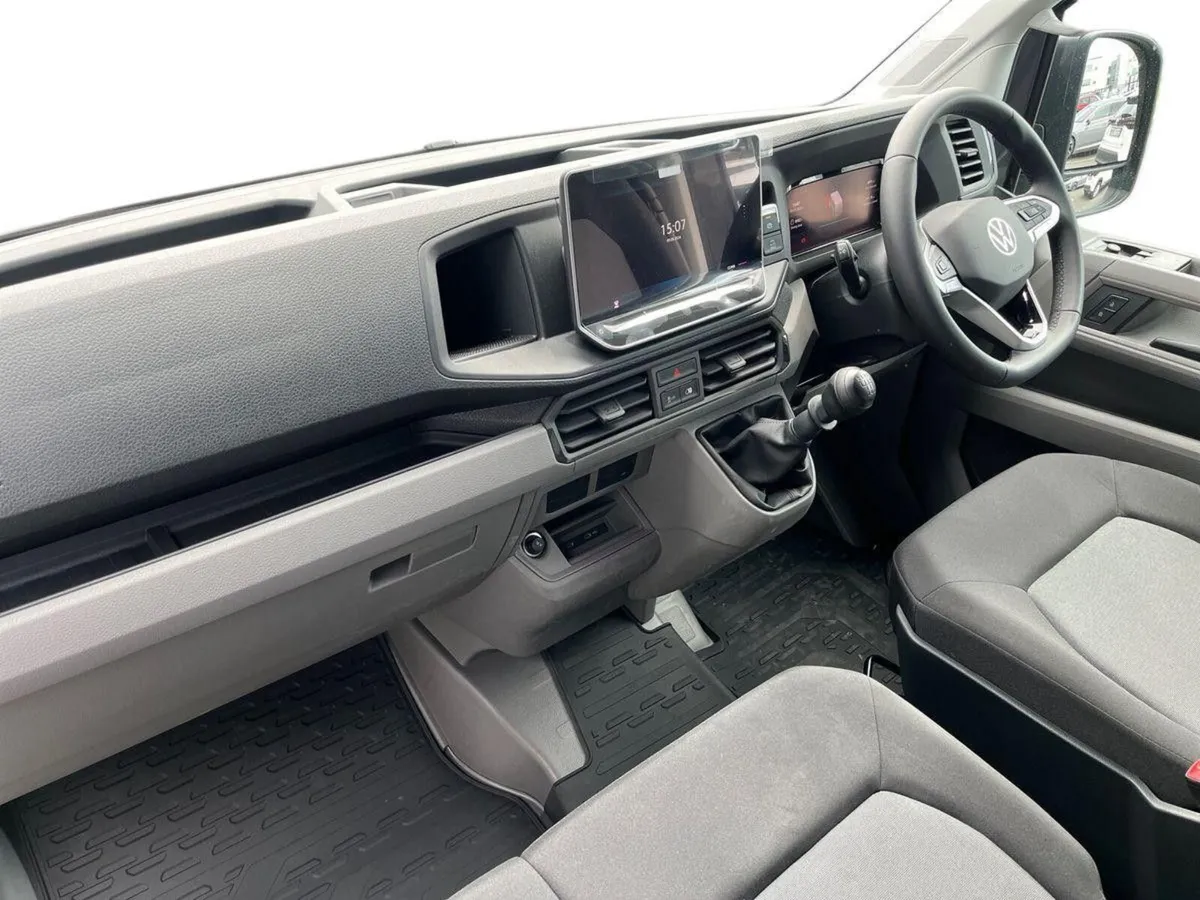Volkswagen Crafter MWB HL 3.5T 177hp (Price Ex VAT - Image 3