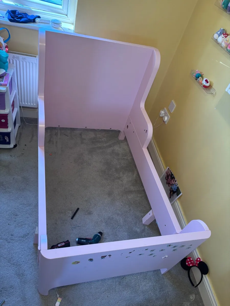 IKEA extendable kids bed (Busunge) - Image 4