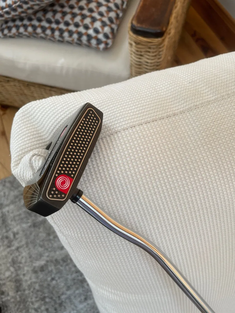 Odyssey O Works #7 putter. - Image 1