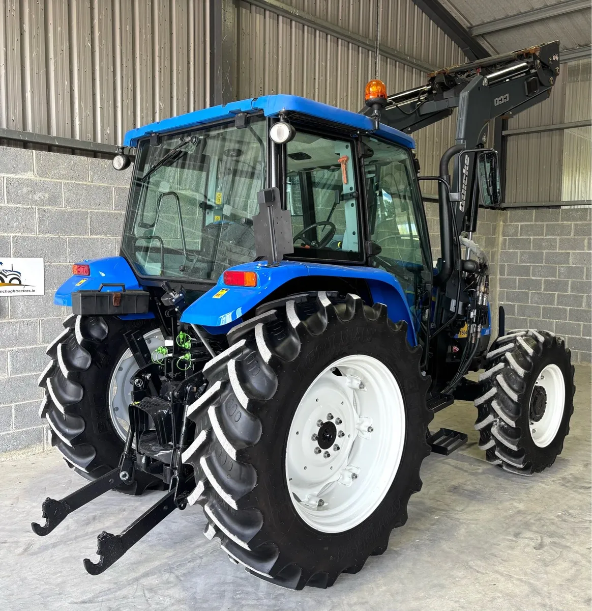 2011 NEW HOLLAND T5040 c/w QUICKE Q33 LOADER - Image 3