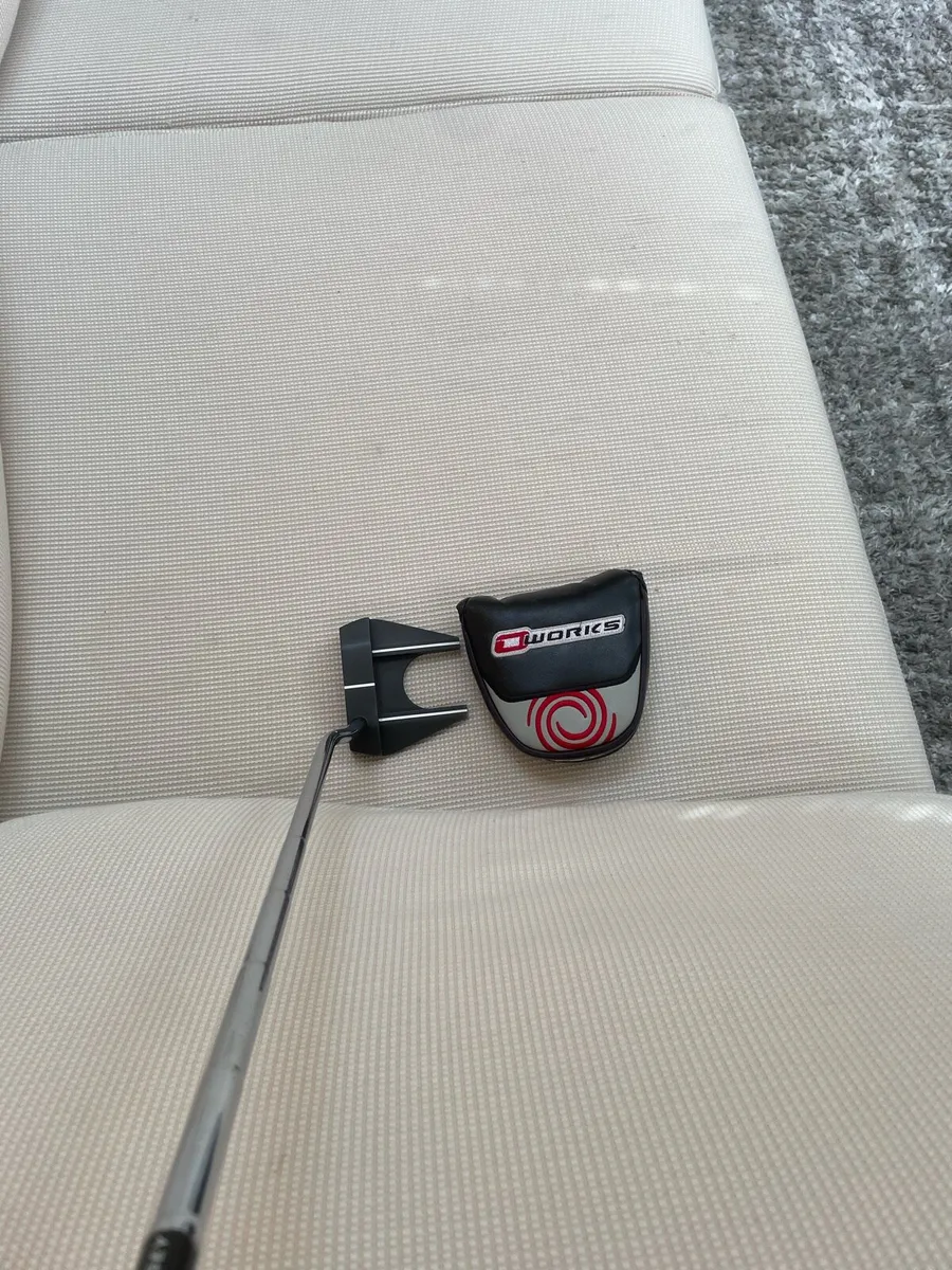 Odyssey O Works #7 putter. - Image 4
