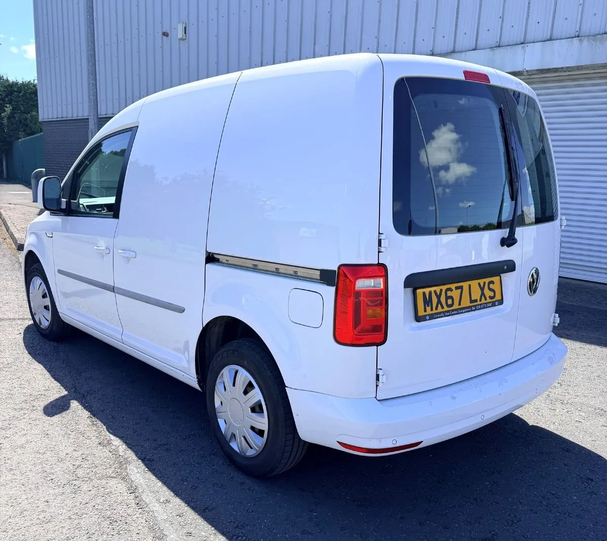 Volkswagen Caddy 2017 2.0TDI VRT €215 (NO VAT) - Image 2