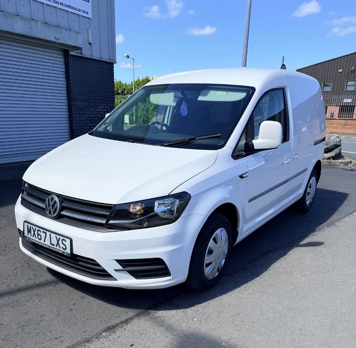 Volkswagen Caddy 2017 2.0TDI VRT €215 (NO VAT) - Image 3