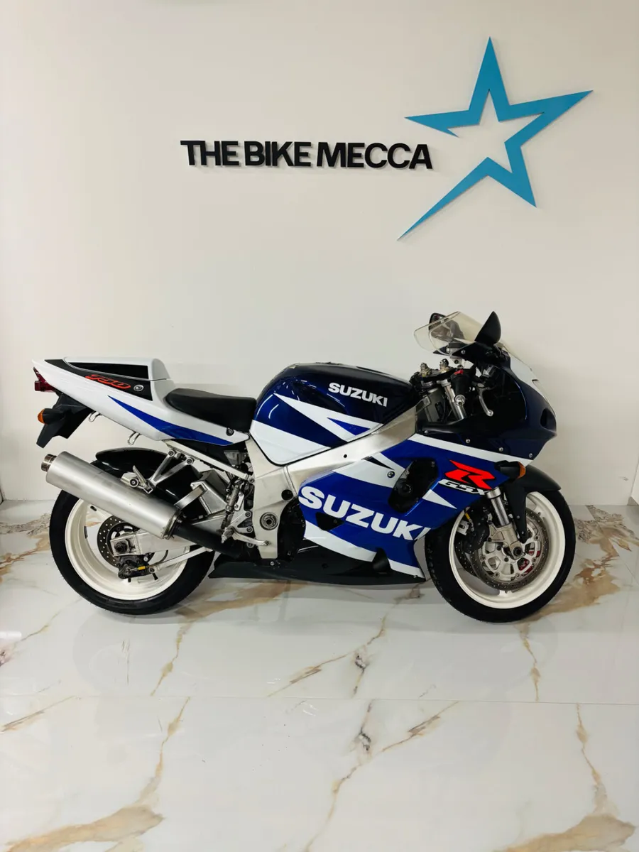 Suzuki GSX-R 750 - Image 1