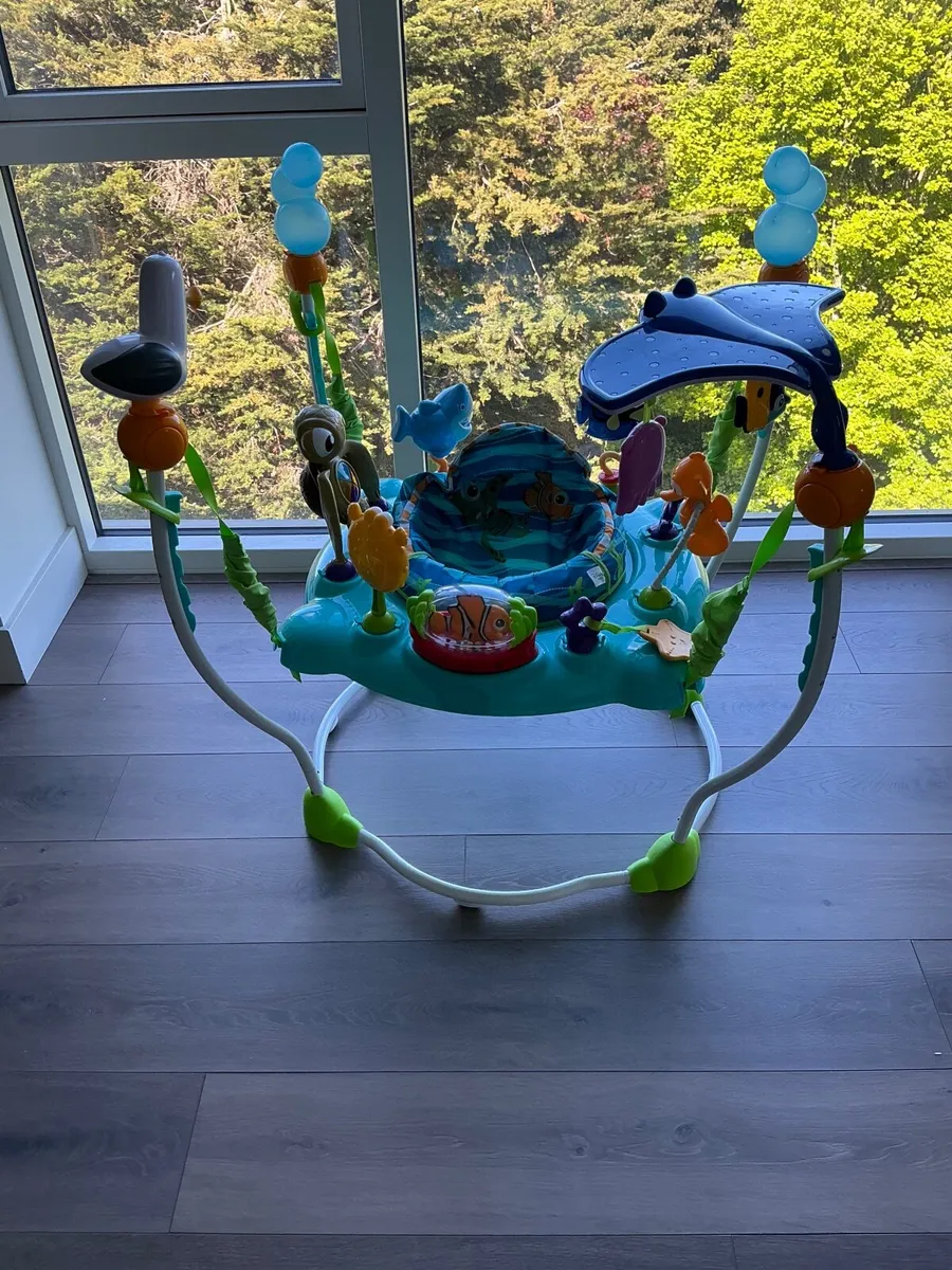 Baby jumper + walker + ball pit - Image 2