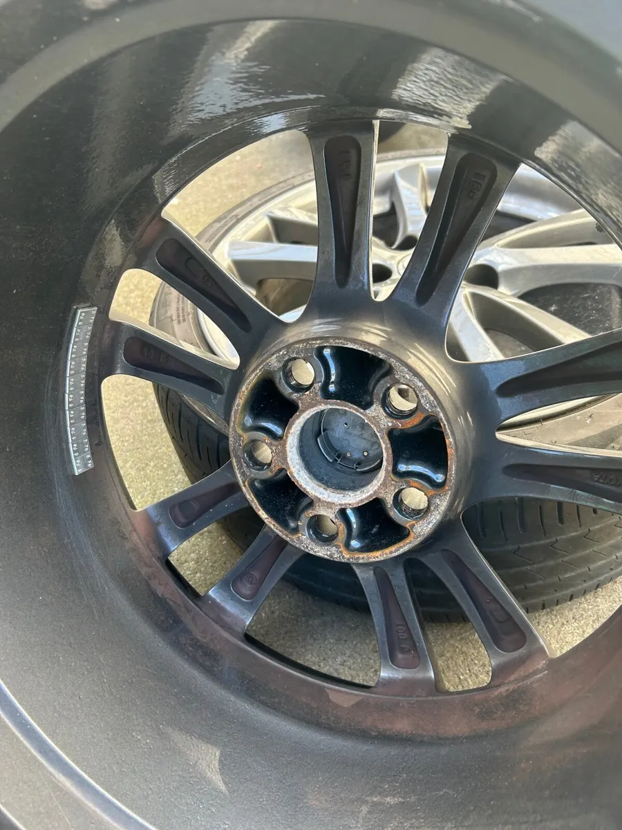 Lexus alloy wheels - Image 4