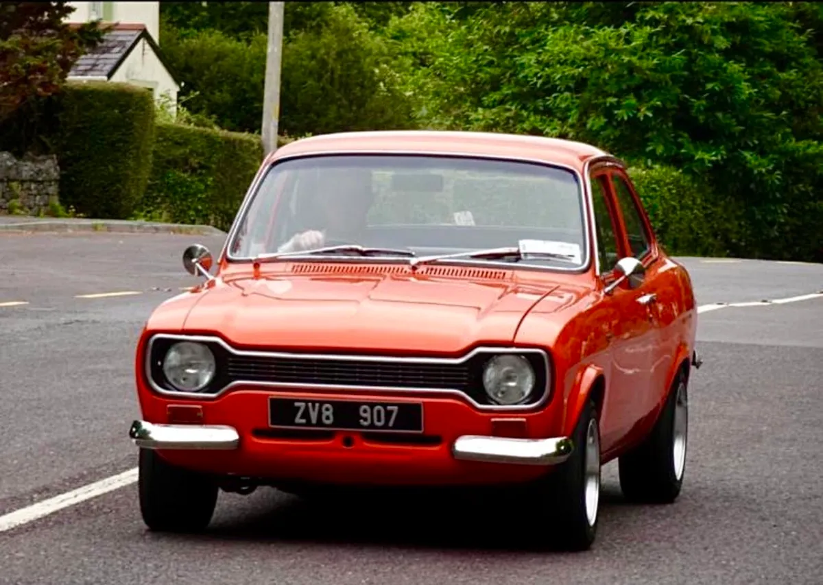 Wedding car hire - Image 1