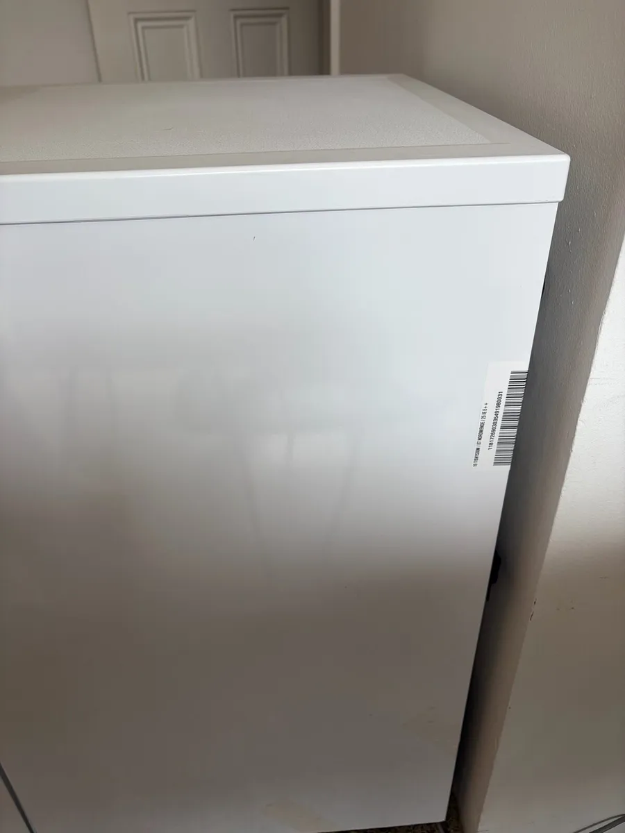 Fridge - Undercounter size - Image 4
