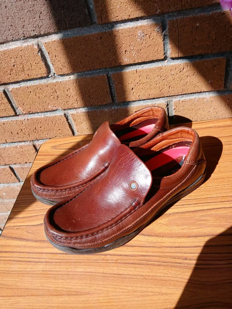 New pape Jeans gents slip on leather shoes size 43 - Image 1