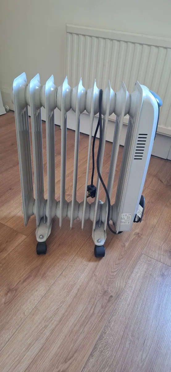 Oil heater - Image 1