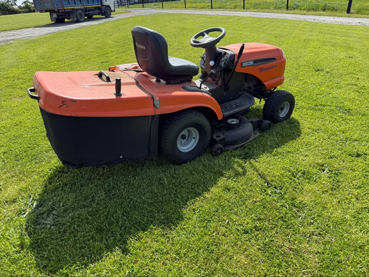 Ride on lawn mower - Image 3