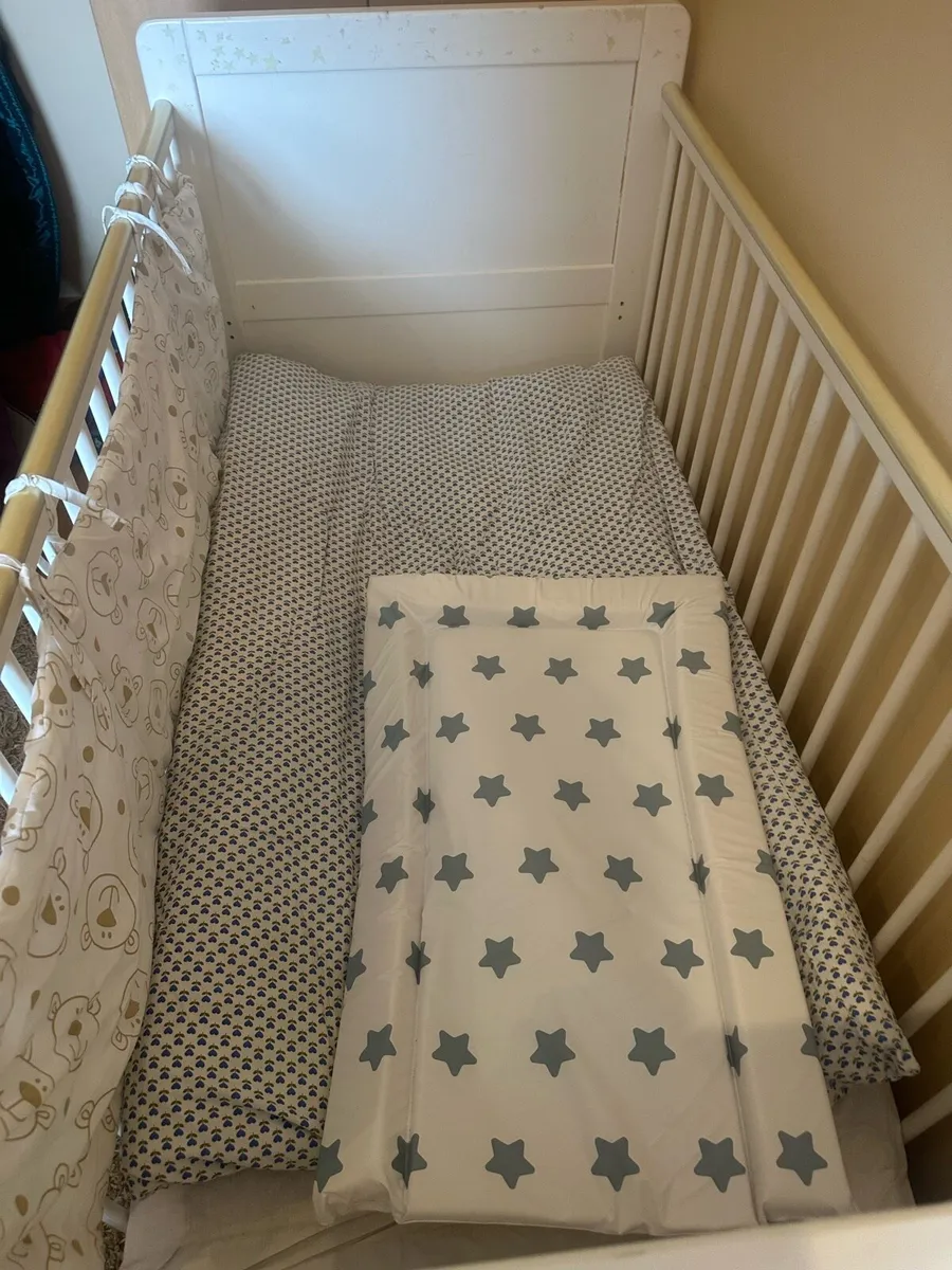 Cot bed - Image 4