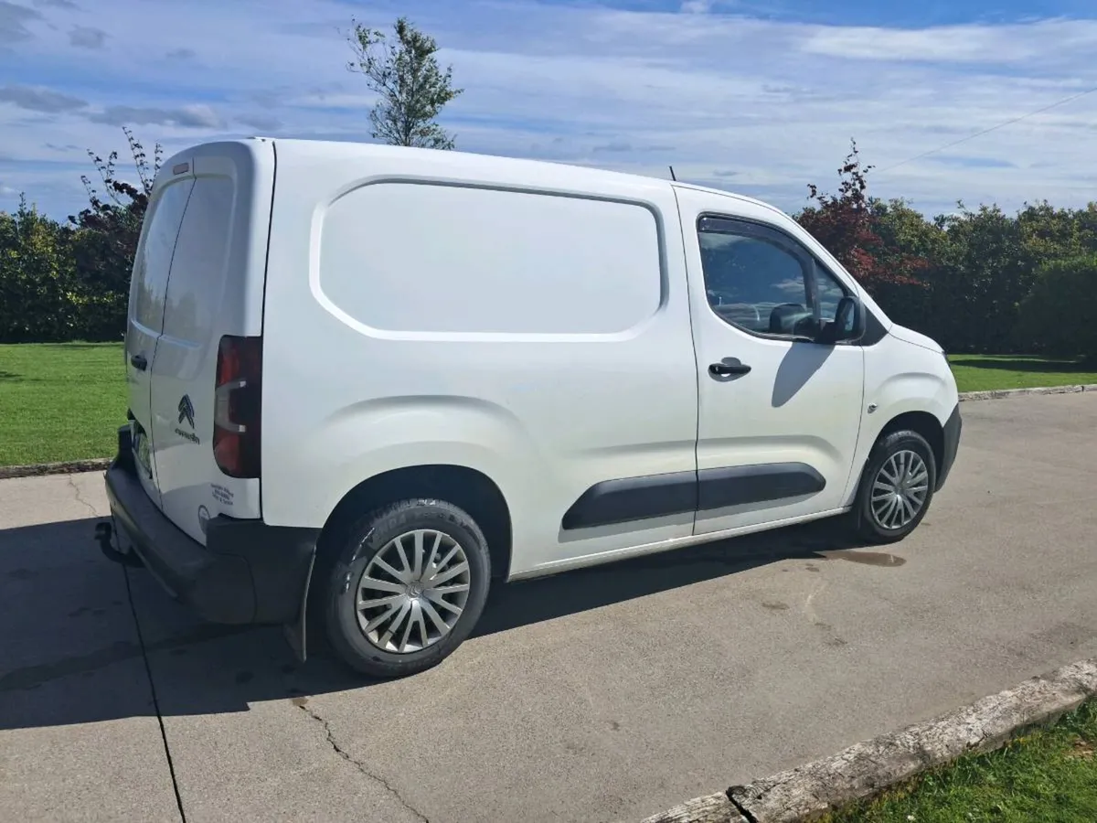 192 Citreon Berlingo - Image 3