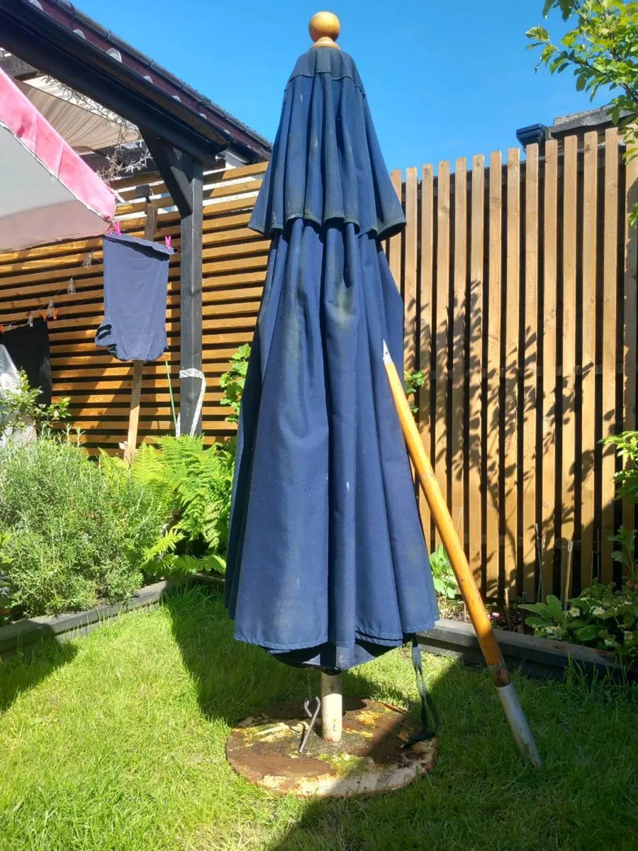 Garden umbrella