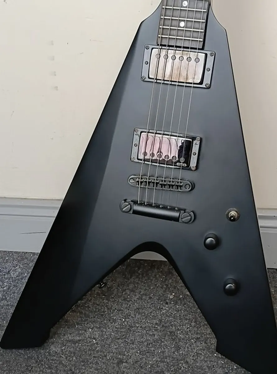 James Hetfield Vulture LTD by ESP - Image 3