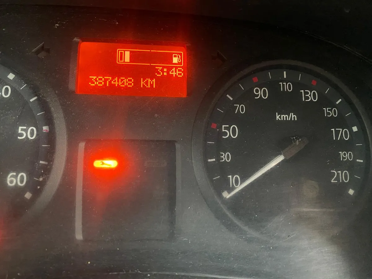 151 Nissan primastar - Image 2