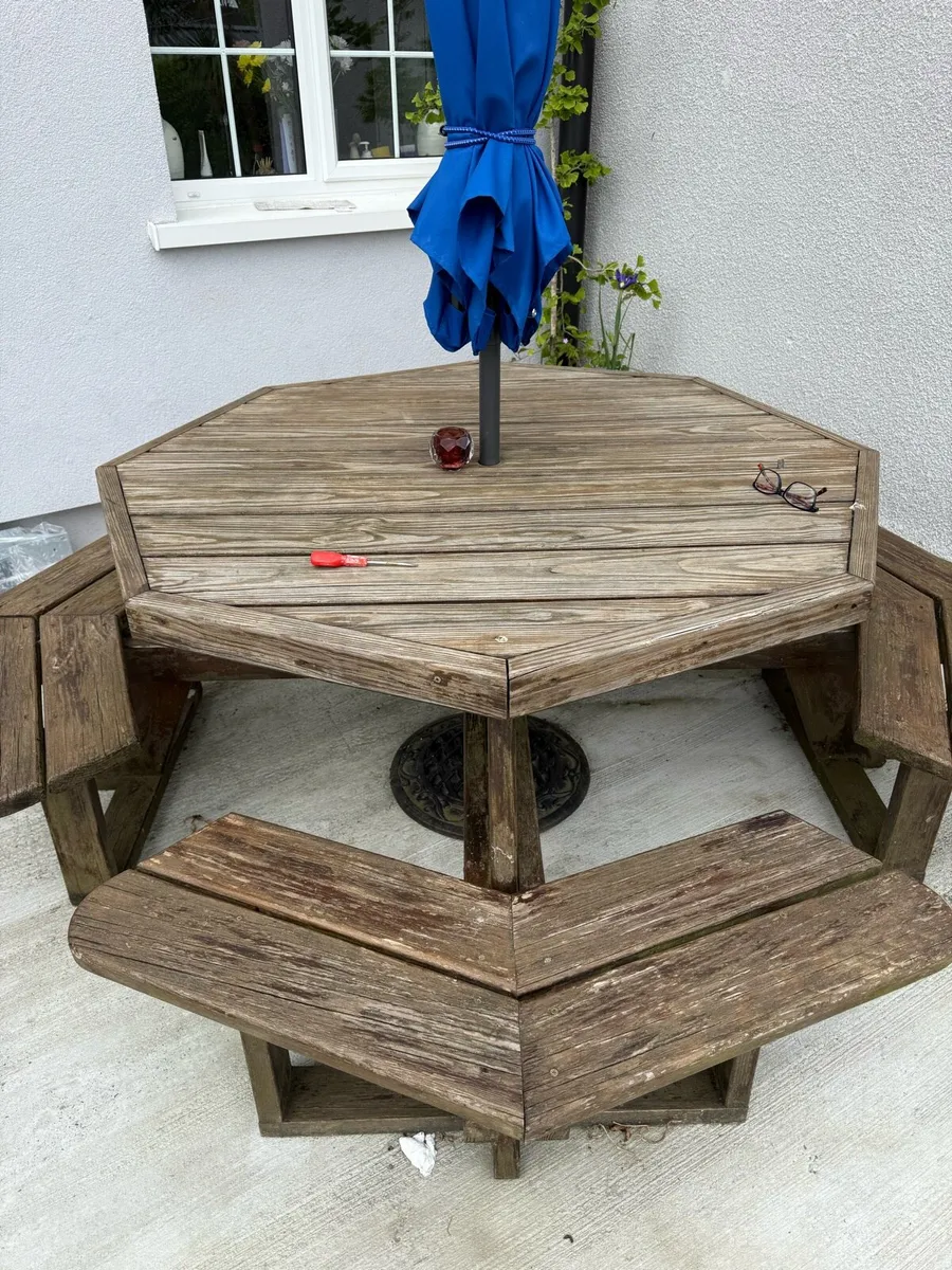 Garden furniture - Image 1