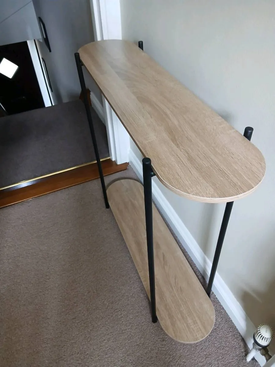 Console table - Image 1