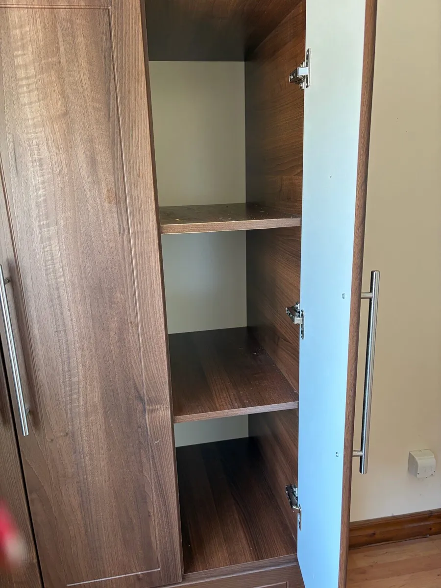 Wardrobe - Image 2
