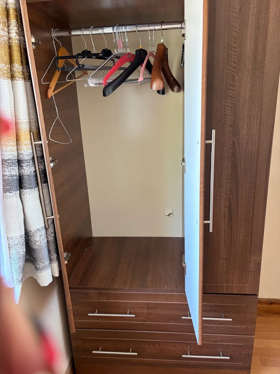 Wardrobe - Image 3