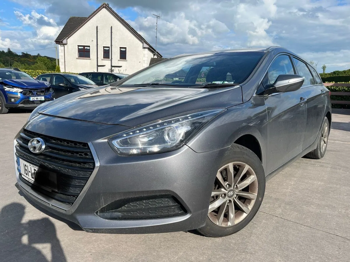 2016 Hyundai i40 - Image 1