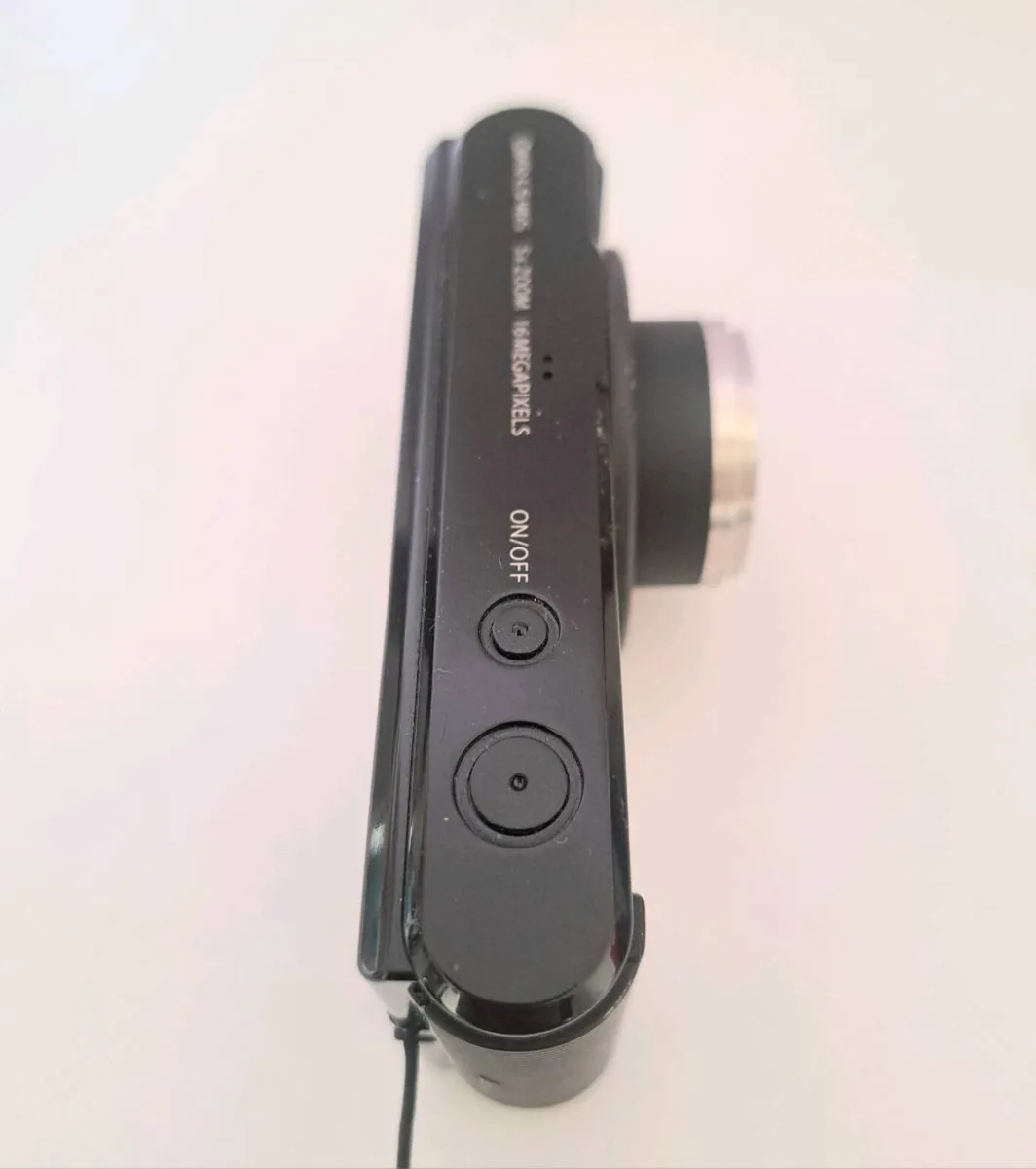 Pentax Optio digital camera - Image 4