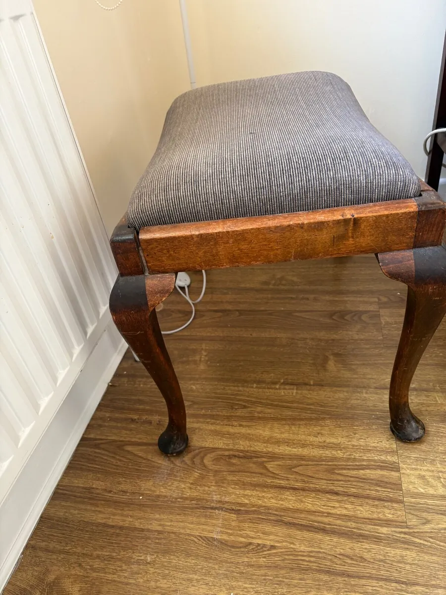 Furniture and Hearth Rug - Image 3