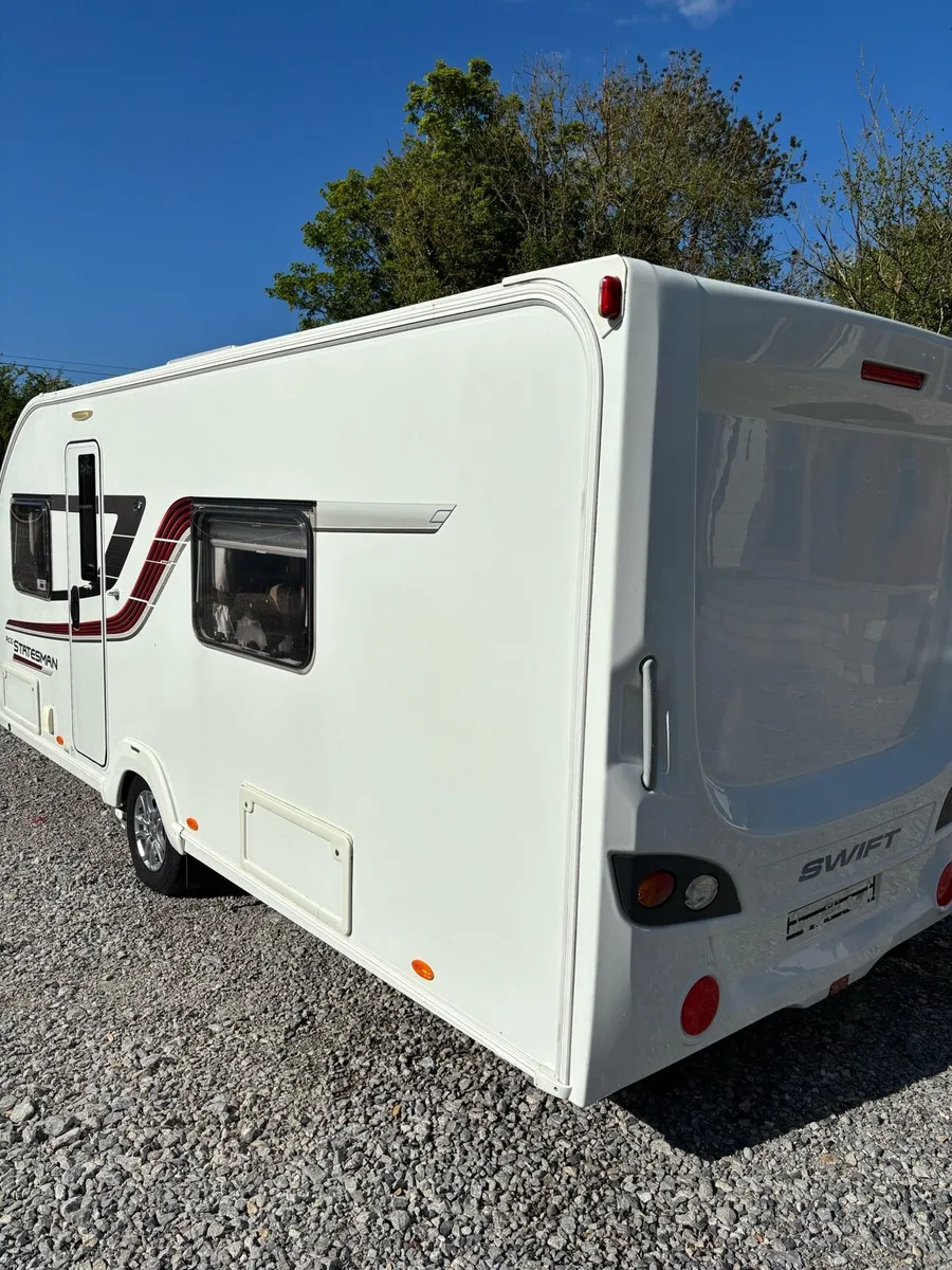 IMMACULATE SWIFT ACE FIXED BED - Image 2