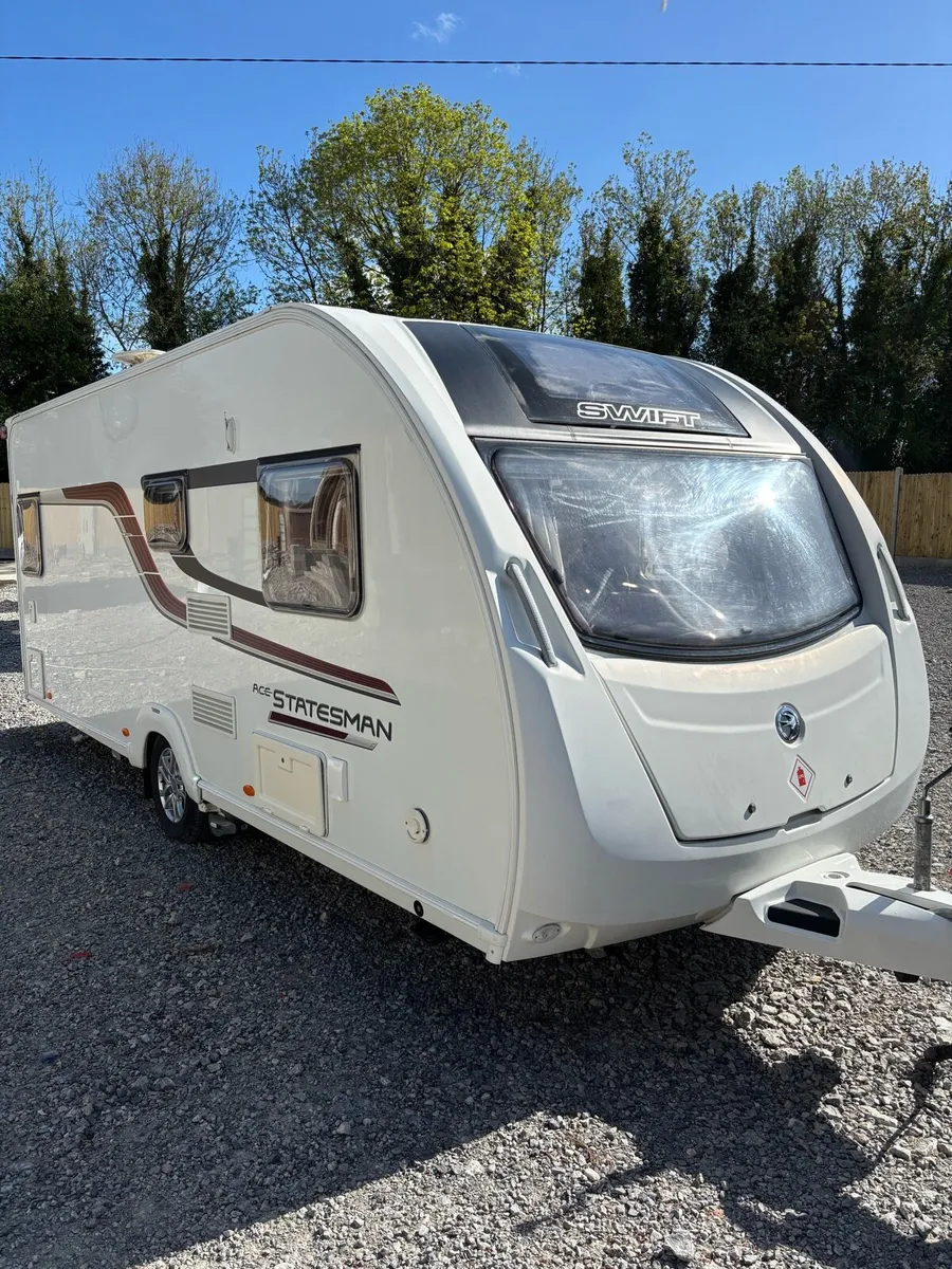 IMMACULATE SWIFT ACE FIXED BED - Image 4