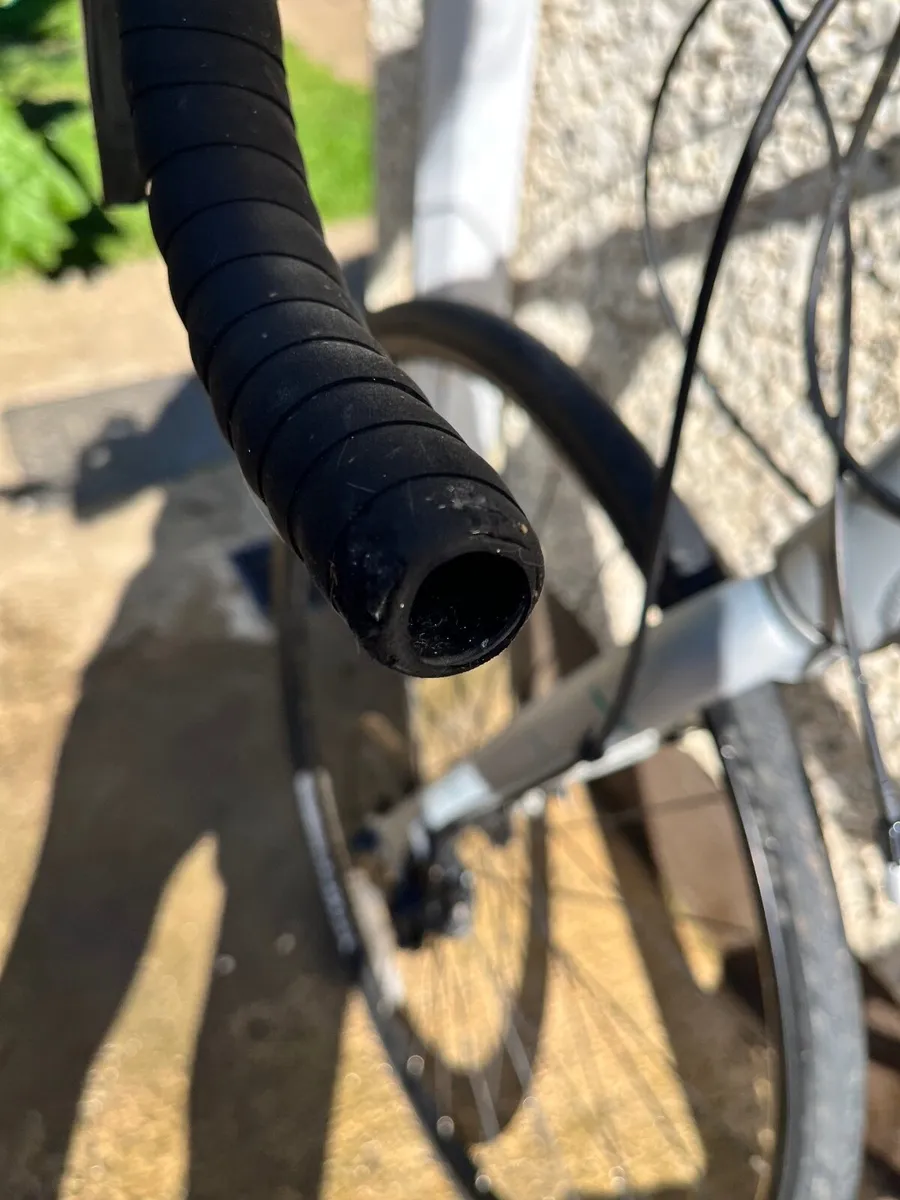 Road bike - Image 4
