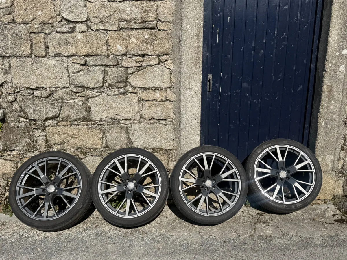 22 Inch Audi Q7 Alloys €650 - Image 1
