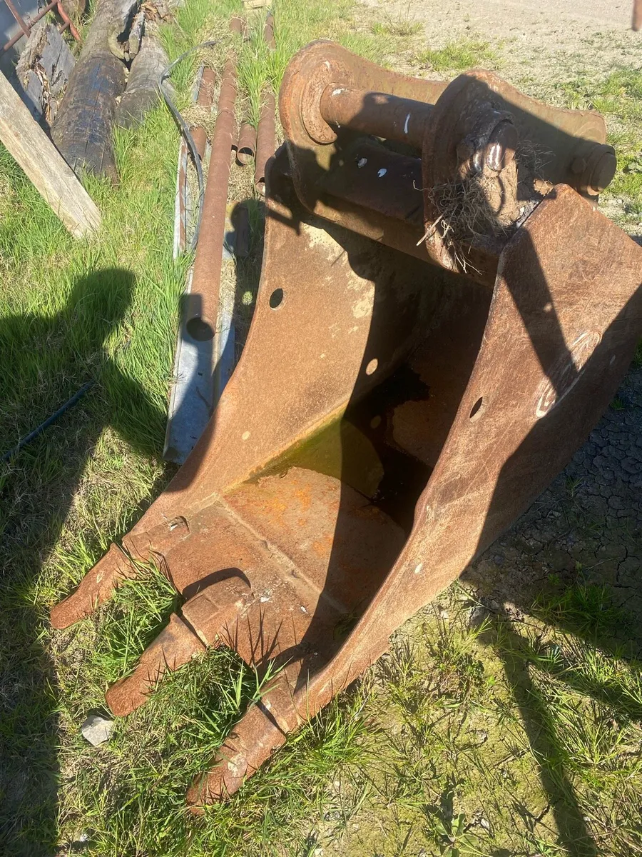 2ft buckets - Image 2