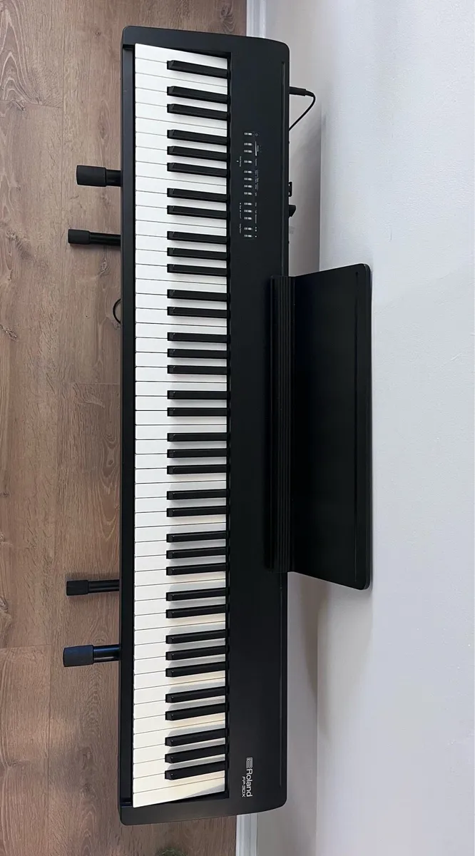 Roland FP-30X Digital Piano - Image 1
