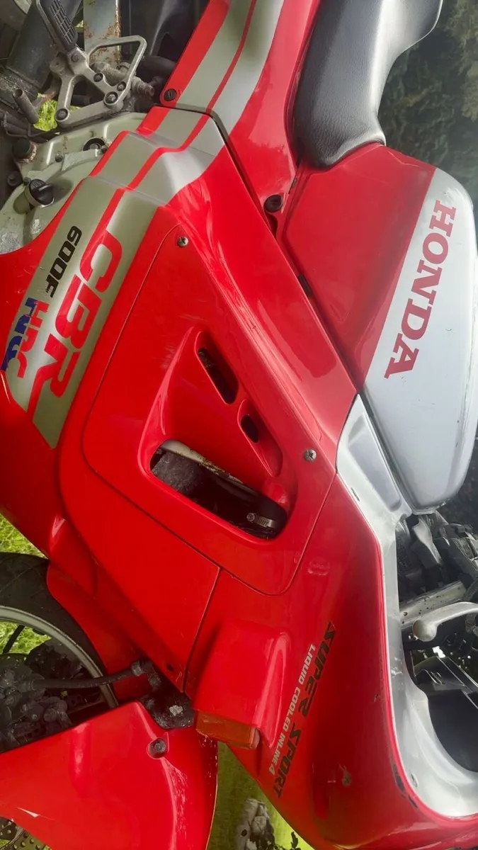 Honda Cbr SuperSport - Image 3
