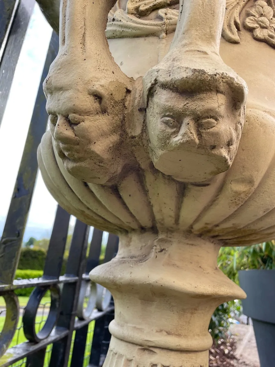 Beautiful Ornate Concrete Pedestal Planter - Image 2