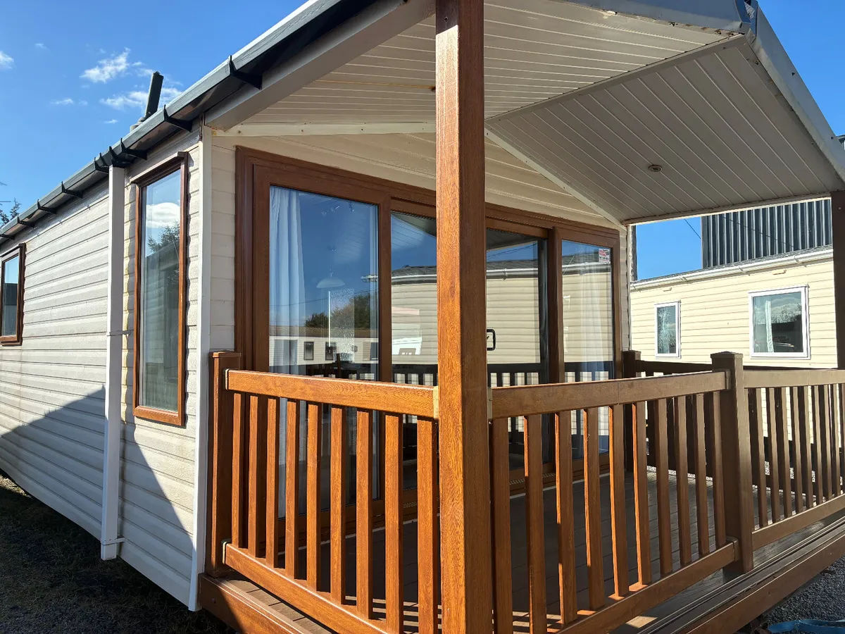 BEAUTIFUL PORCH TO SIT ON A TRUE WOODLAND ESCA - Image 2