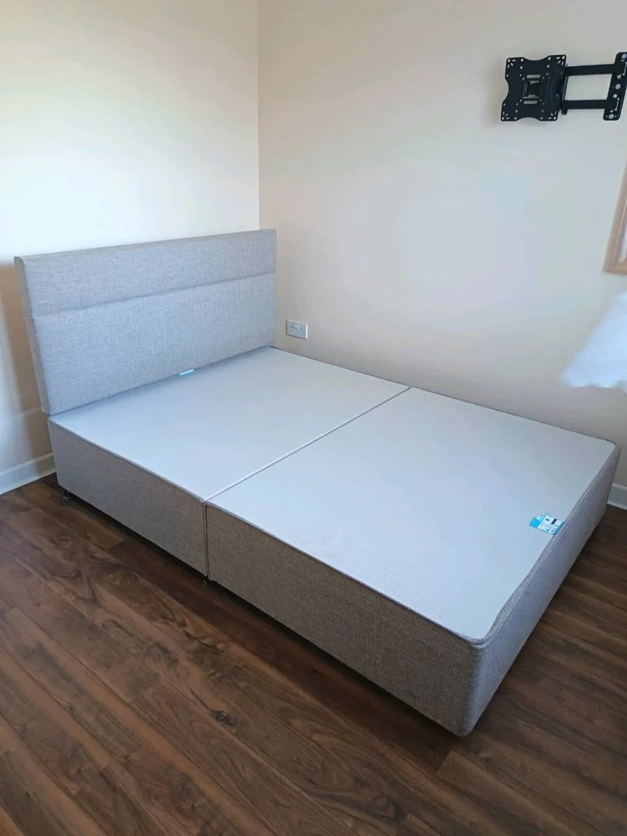Double bed 4ft 6 - Image 3