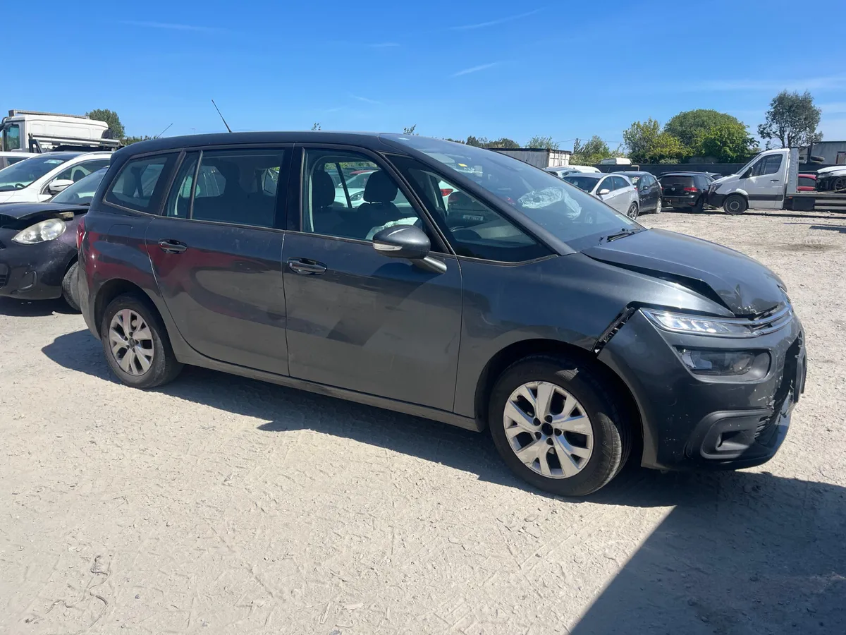 18 Citroen c4 1.6 diesel - Image 3