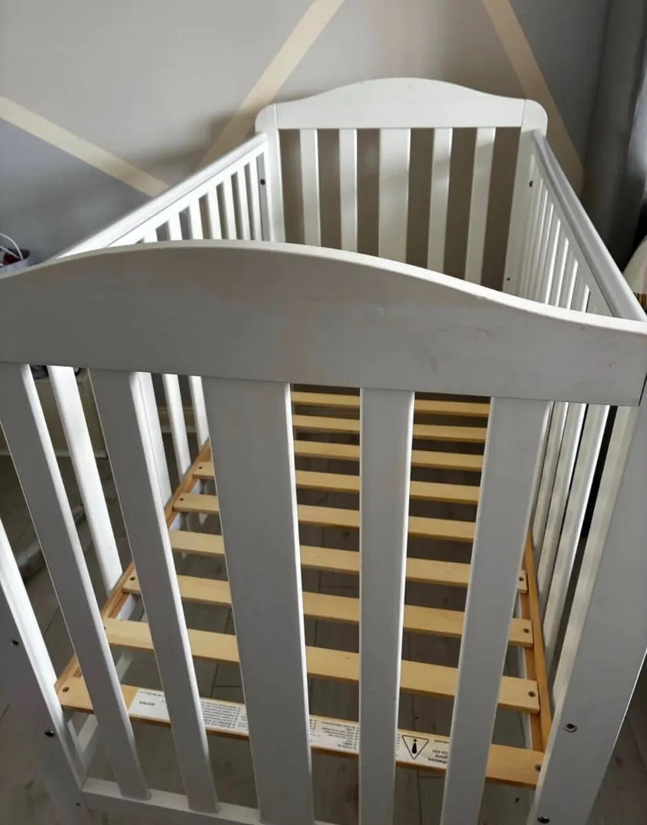 Mothercare white baby to toddler cot - Image 1