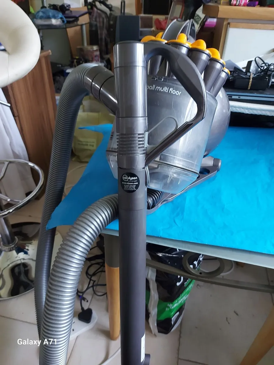 DYSON BALL Pneumatic Multi Floor Vacuum Cleaner - Image 2