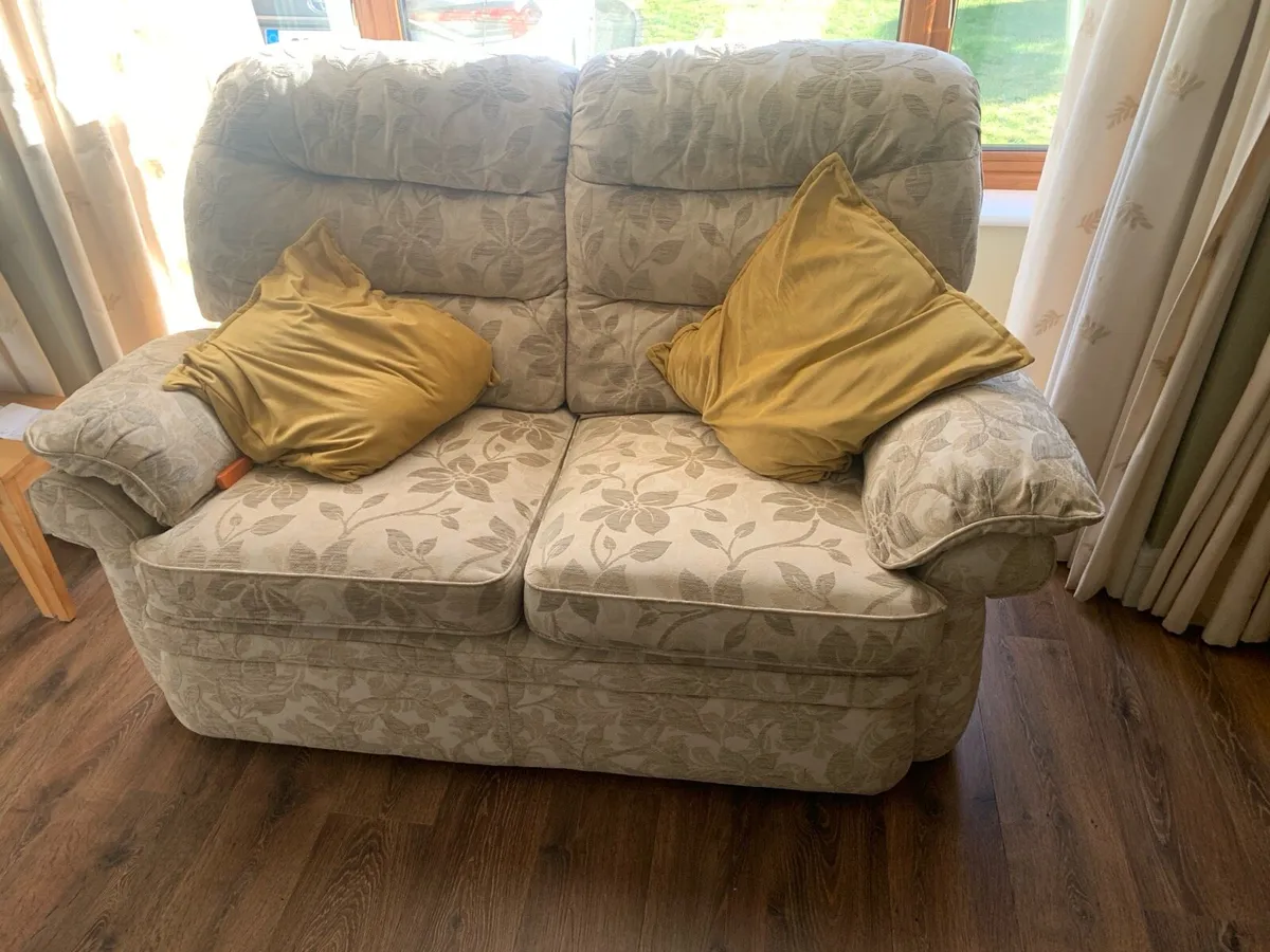 Buxton 3 piece suite - Image 3