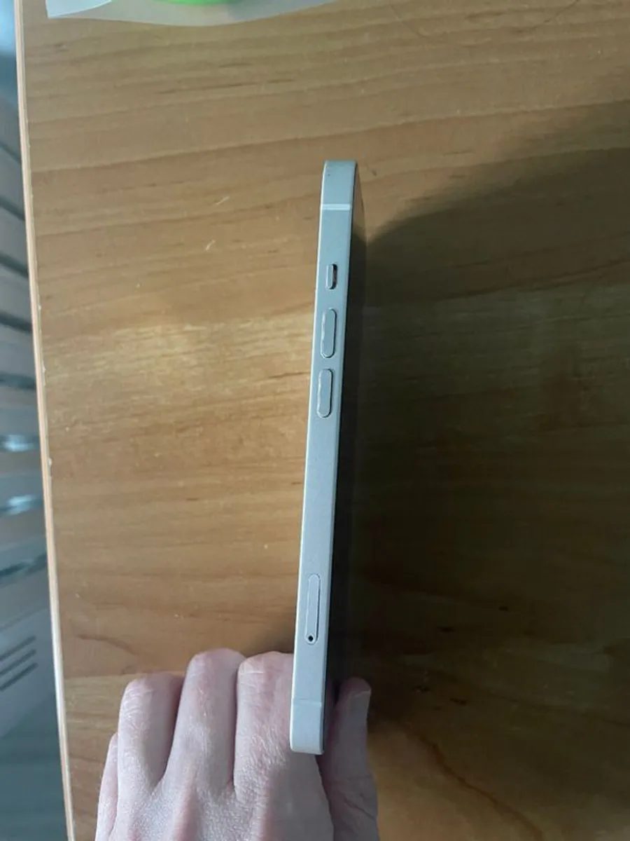 iPhone 14 - 128GB - Network unlocked - Image 3
