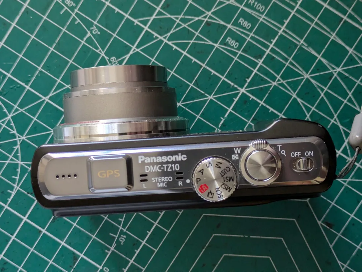 Panasonic Lumix TZ10 12MP CCD🌈 Leica Vario-Elmar - Image 2