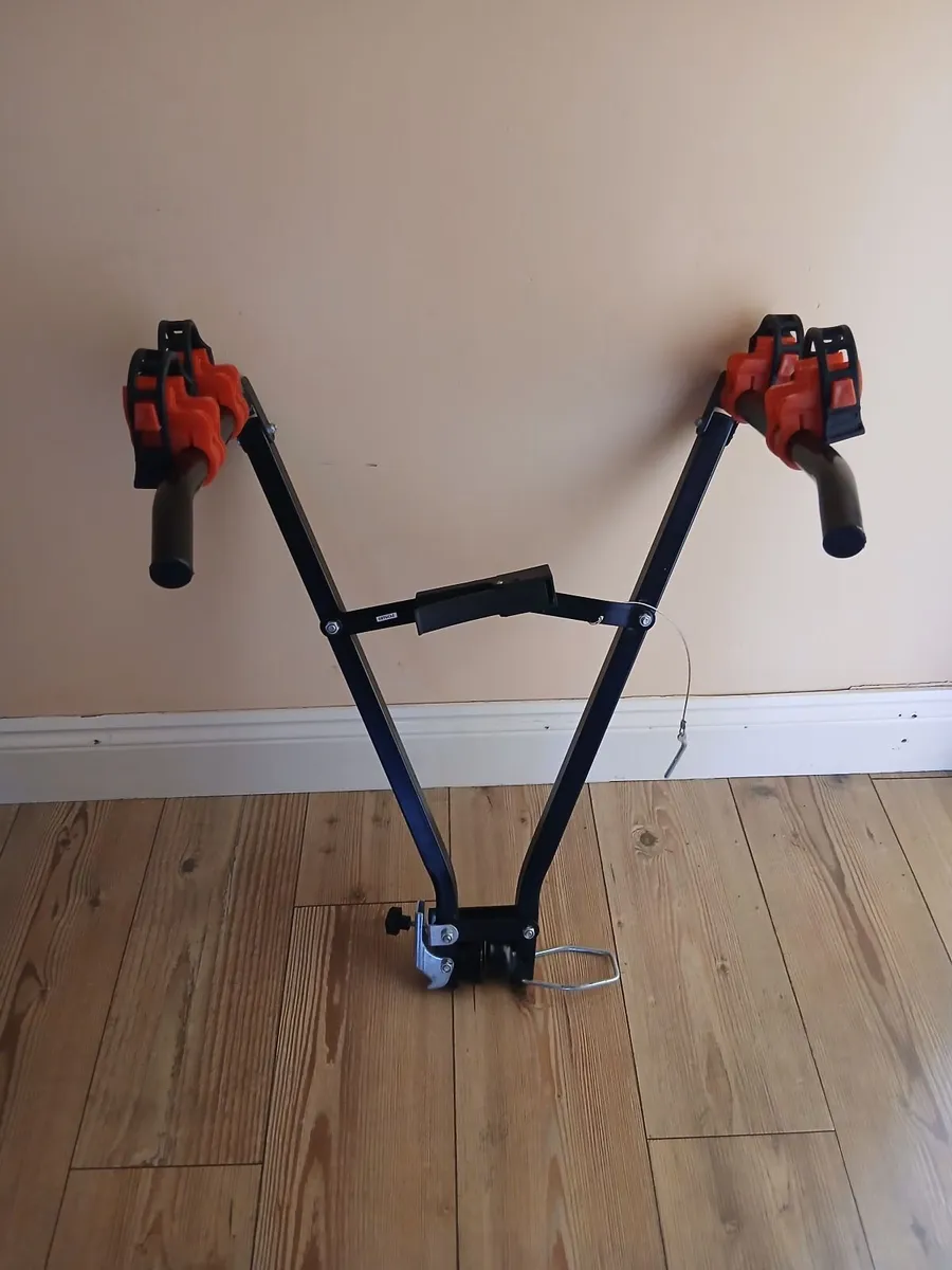 3 bike carrier to attach  onto towbar - Image 4