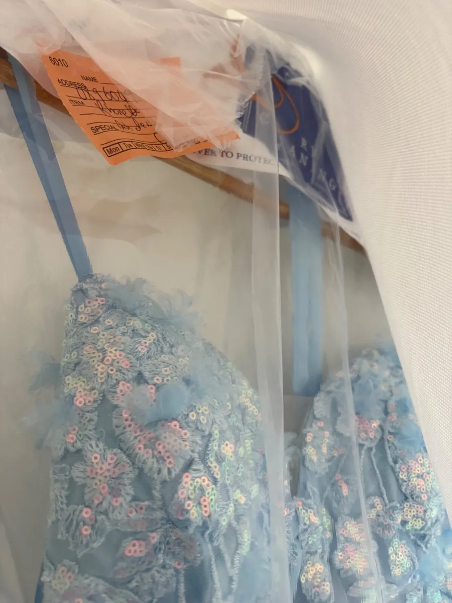Deb / Graduation dress - Image 3