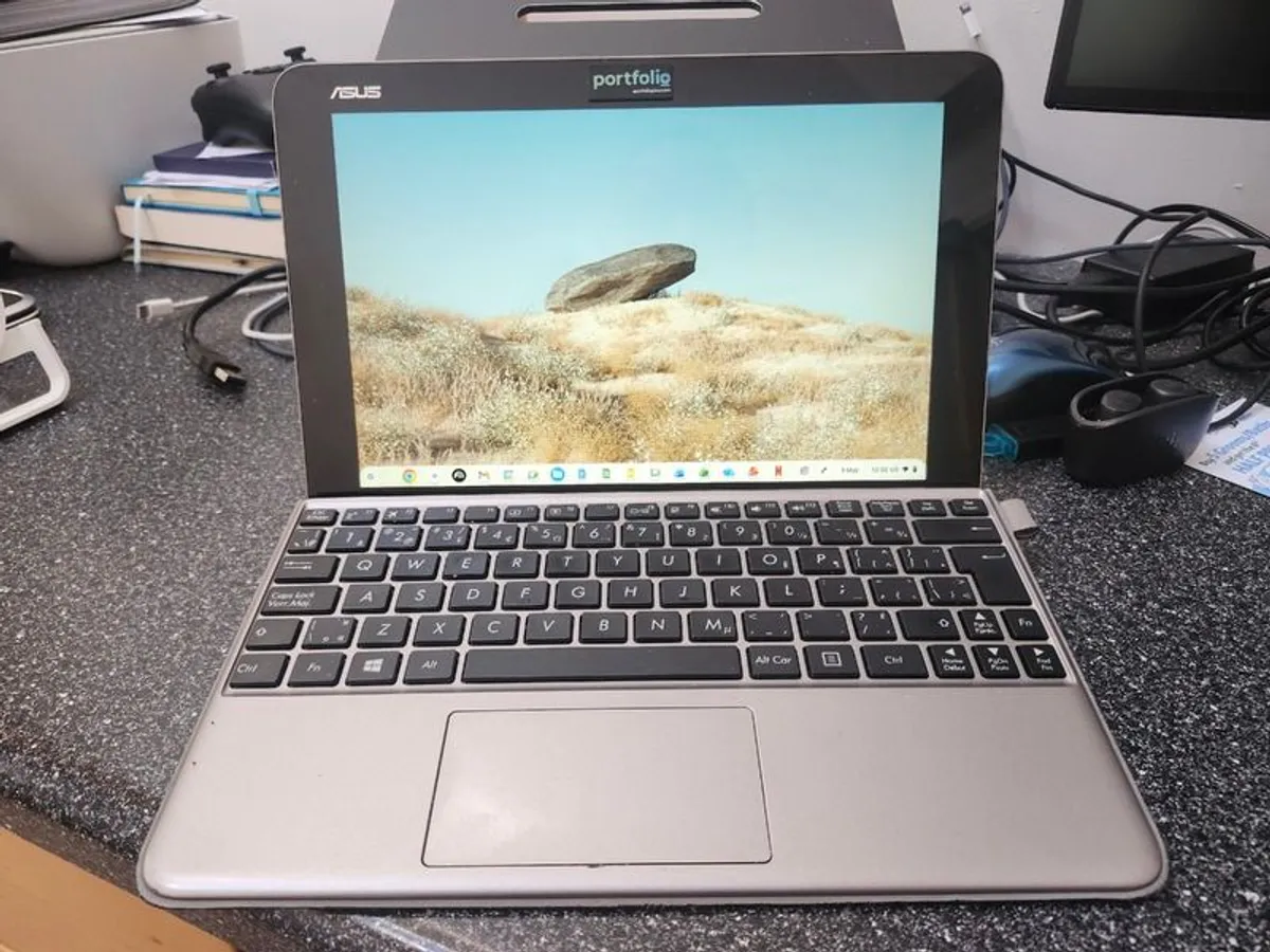 ASUS 2-in-1 Touchscreen Laptop | ChromeOS Supercharged | Netflix & Office Ready - Image 2