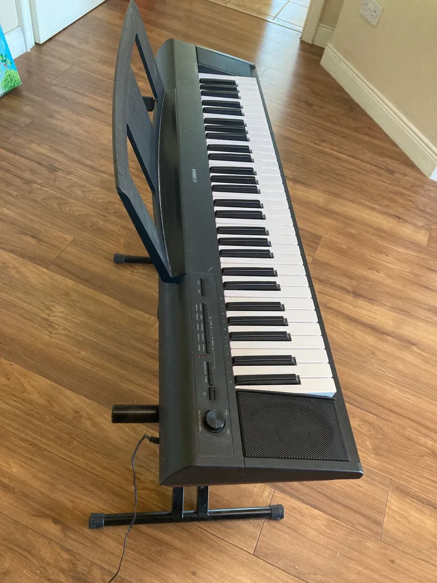 Digital piano - Image 2
