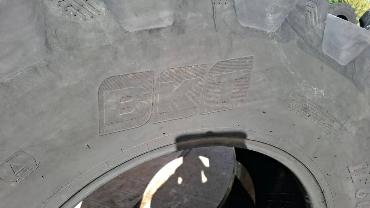 TYRES - Image 2
